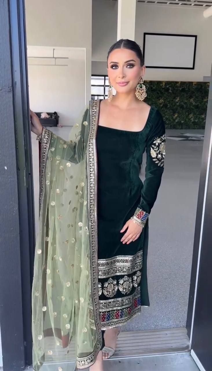 Regal Emerald Velvet Trouser Suit